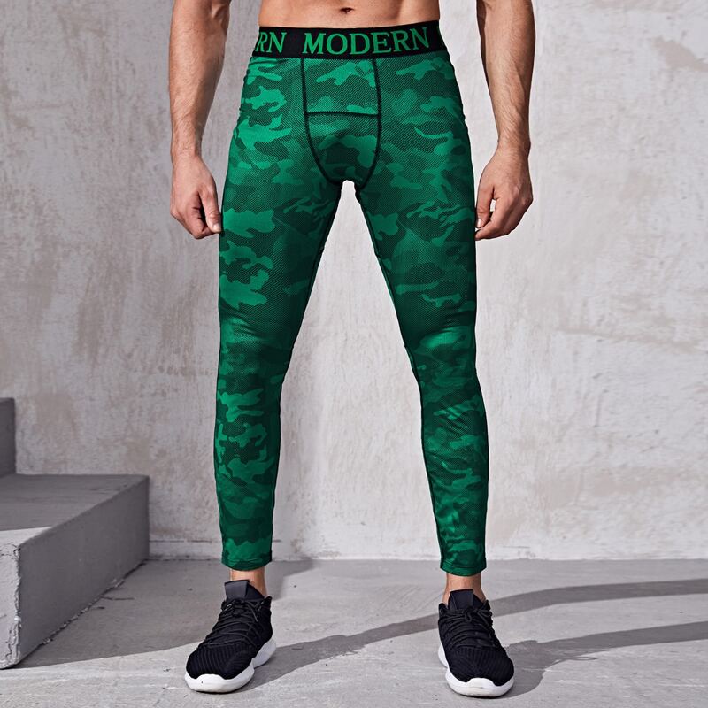 

Men Camo Letter Graphic Sport Tights, Dark green