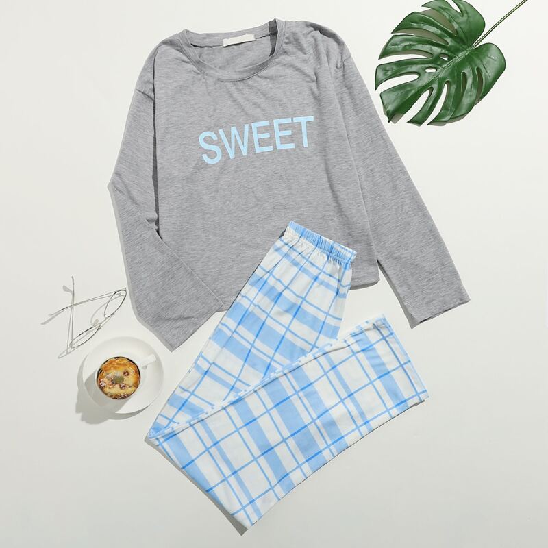 

Letter & Plaid Graphic PJ Set, Multicolor