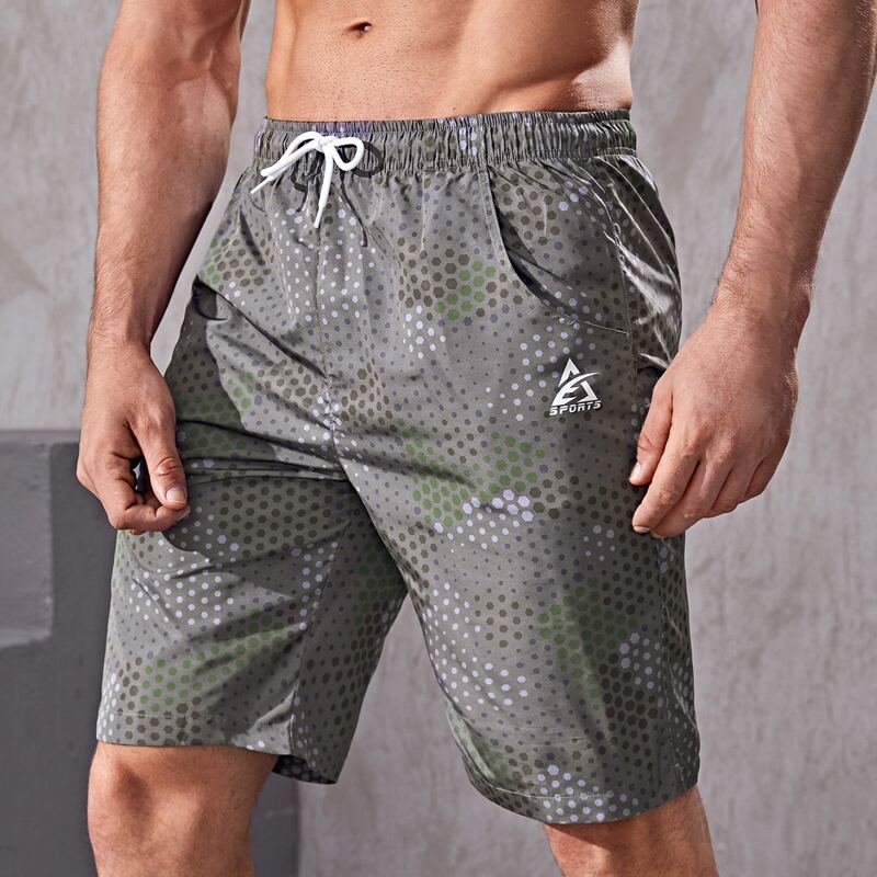 

Men Letter Graphic Drawstring Sports Shorts, Grey