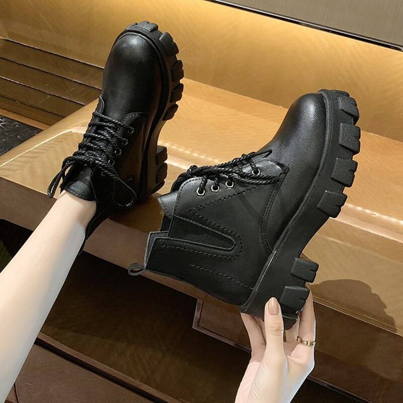 

Chunky Sole Lace Up Boots, Black