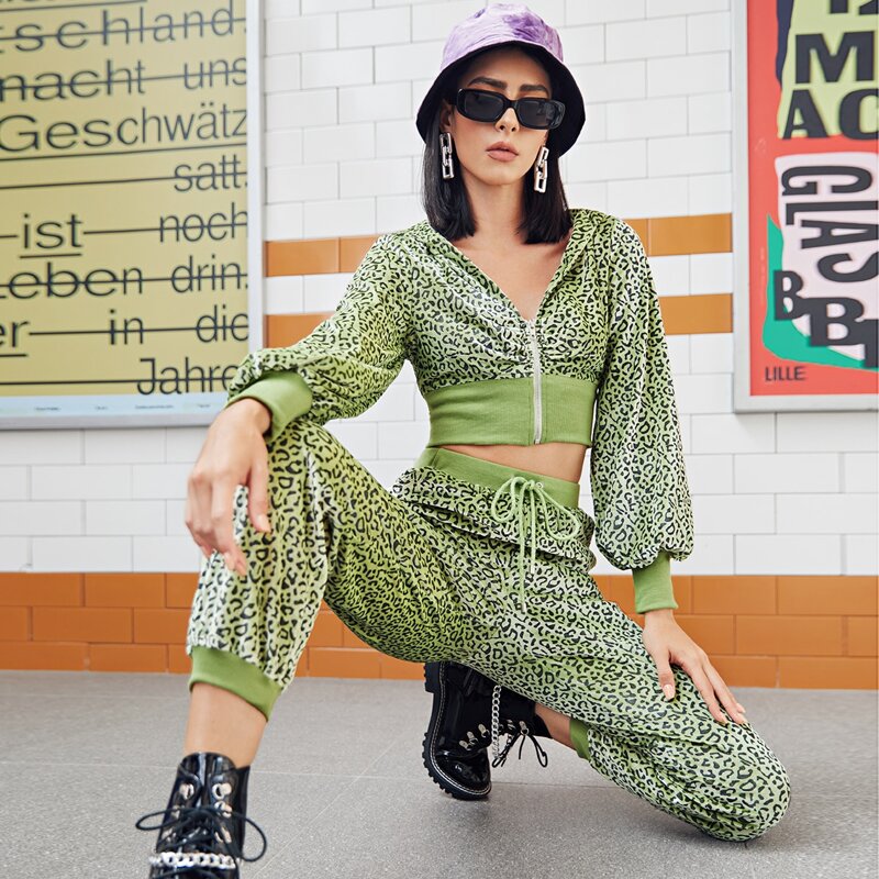 

Zip Up Lantern Sleeve Leopard Hoodie, Lime green