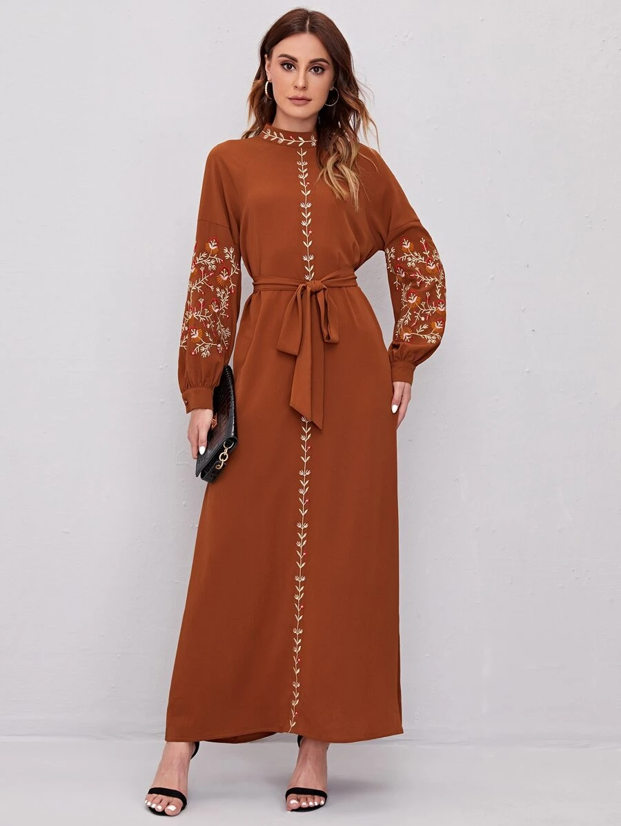Mulvari Kaftan & Jalabiya Thắt lưng Nút Thêu Hoa Khiêm tốn - Rỉ Nâu - Xem 1