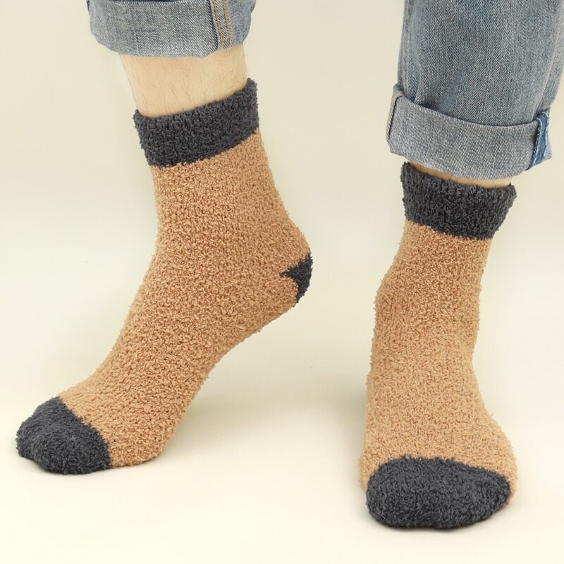 

Guys Color Block Fuzzy Socks, Multicolor