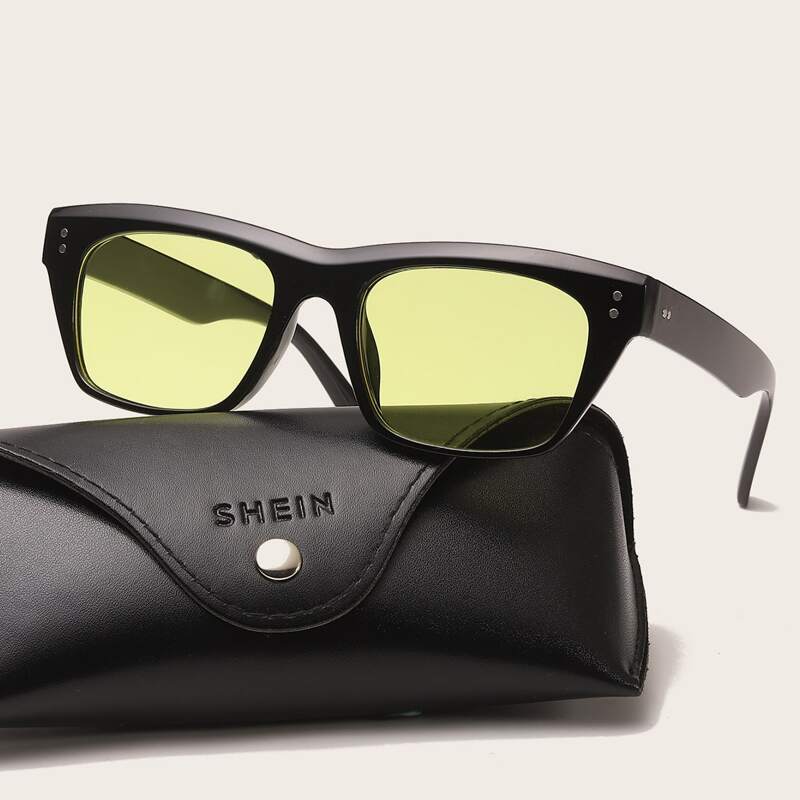 

Guys Rivet Decor Sunglasses, Yellow