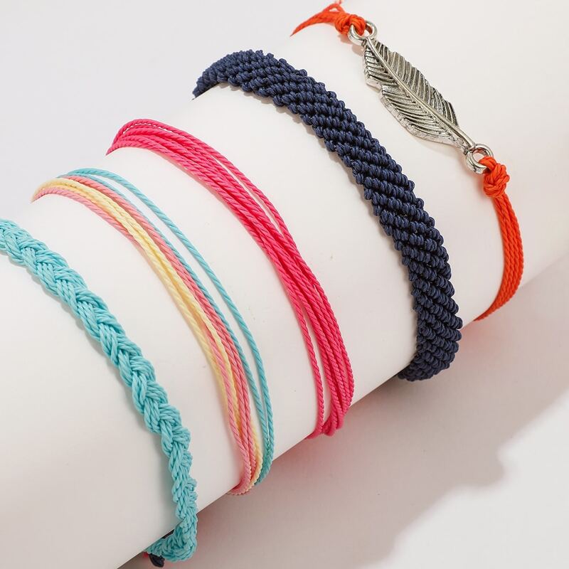 

5pcs Leaf Braided Rope Bracelet, Multicolor