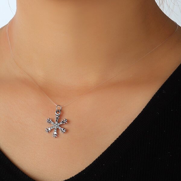

Rhinestone Snowflake Pendant Necklace, Silver