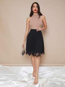 Amorya 側拉鏈鐳射剪裁下擺半身裙 - 黑色 - 查看 3