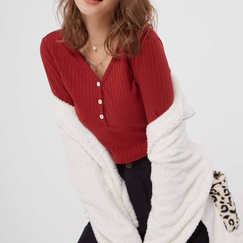 

V Neck Ribbed Tee, Red