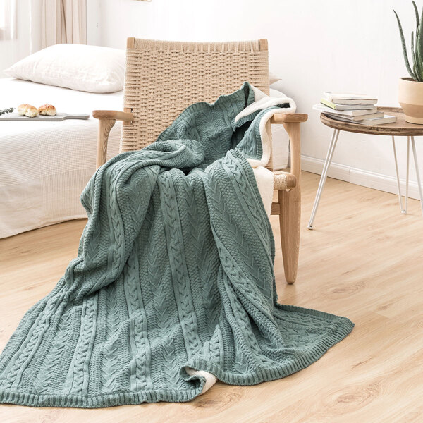 

Solid Color Knitted Blanket, Green