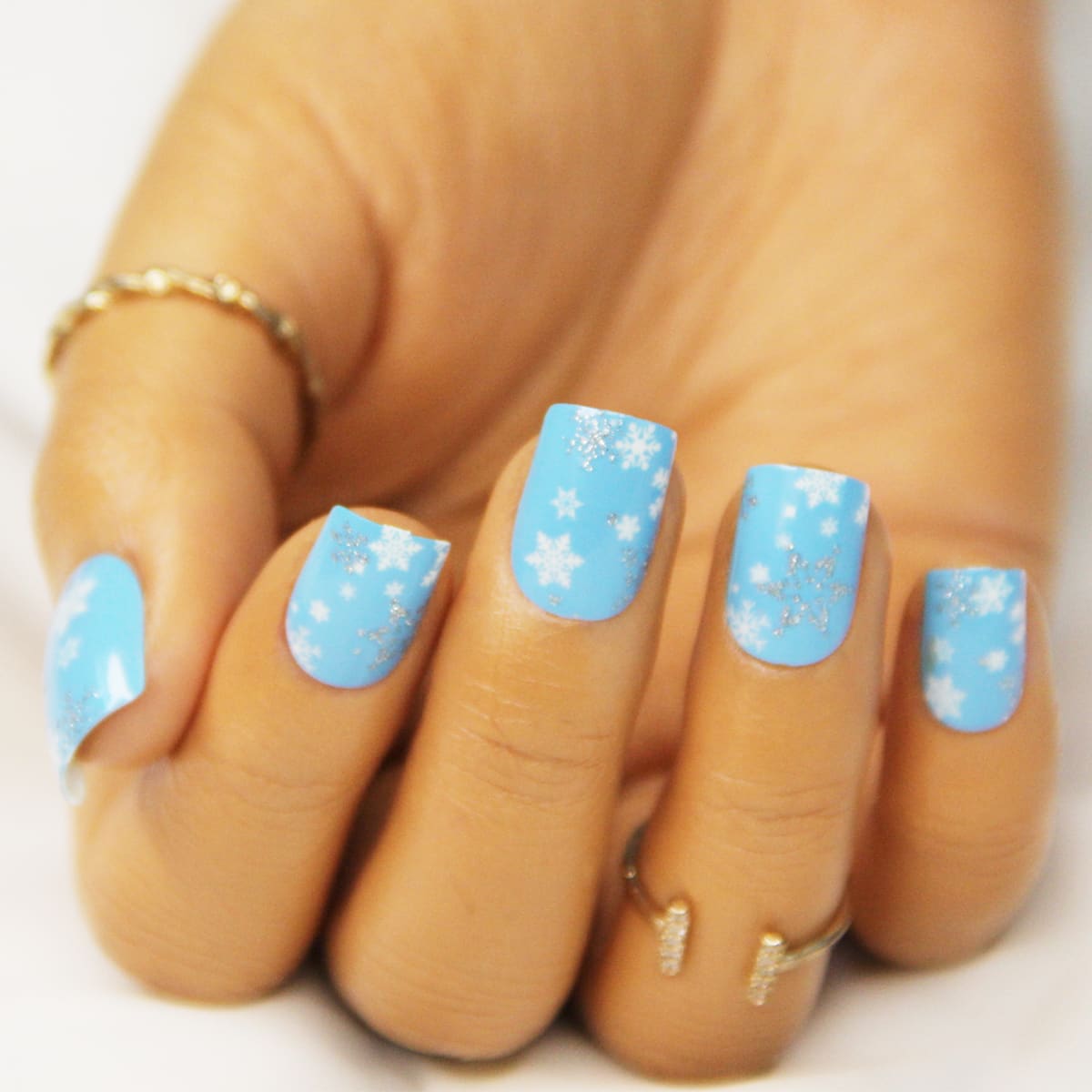

24pcs Christmas Fake Nail & 1sheet Tape & 1pc Nail File, Blue and white