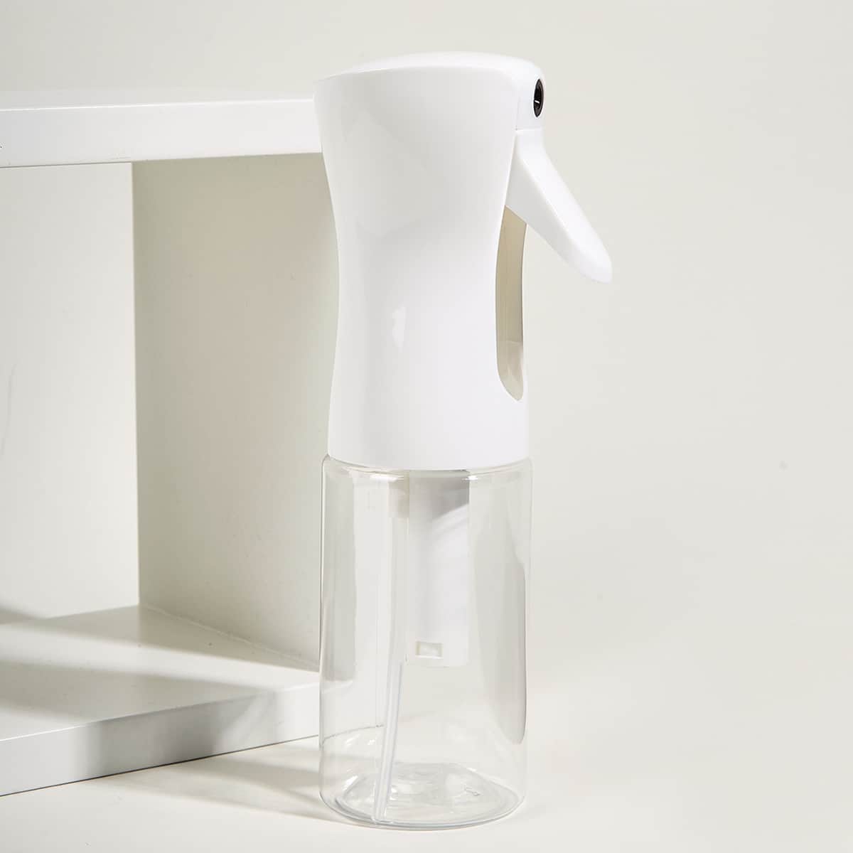 

150ML Plastic Spray Bottle, Clear