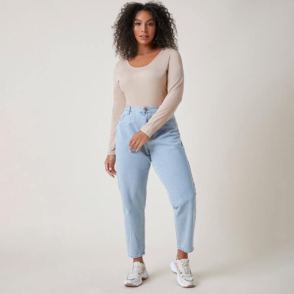 

Plus Scoop Neck Solid Bodysuit, Beige