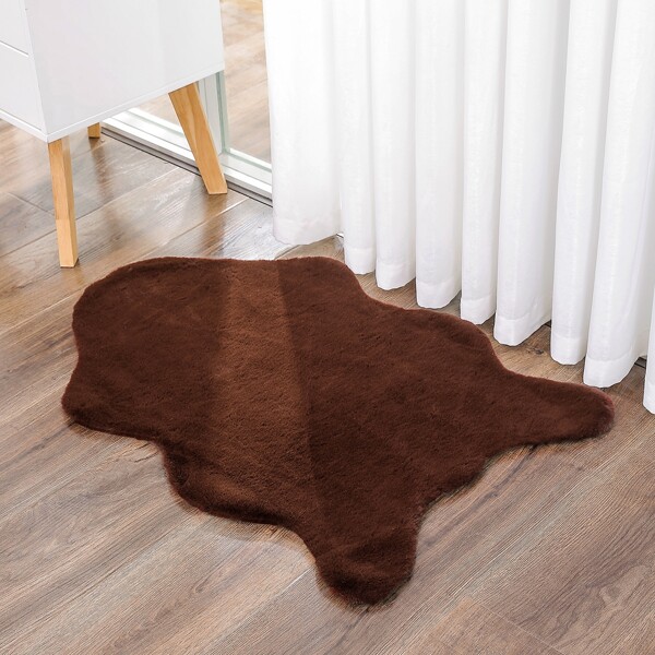 

1pc Solid Color Plush Carpet, Brown