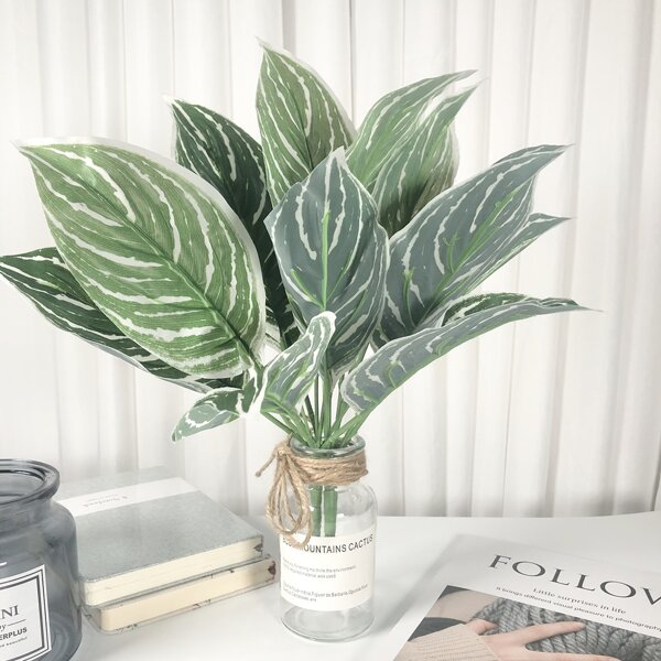 

1bundle Artificial Foliage With 9pcs Branch, Green