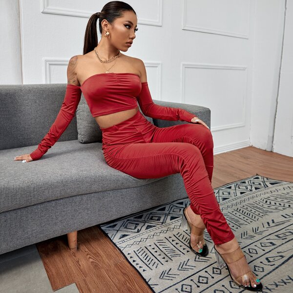 

Crop Bardot Top With Ruched Pants, Red