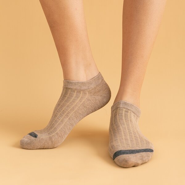 

Simple Ankle Socks, Mocha brown