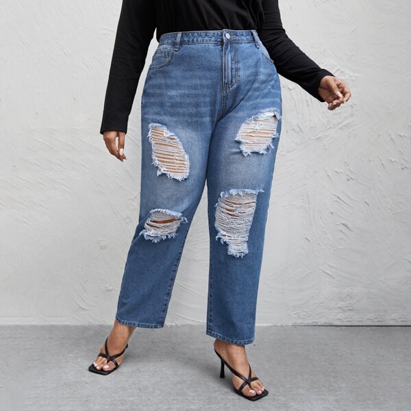 

Plus Slant Pocket Ripped Jeans, Medium wash