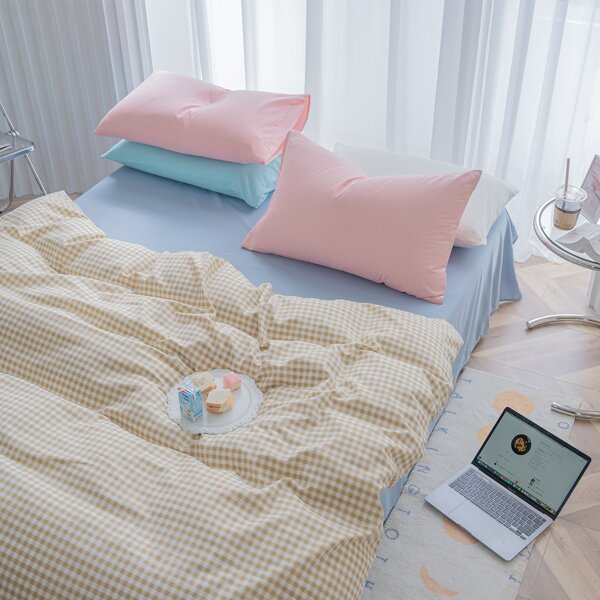 

Gingham Pattern Bedding Set Without Filler, Khaki