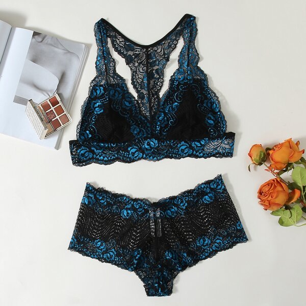 

Plus Floral Lace Lingerie Set, Multicolor