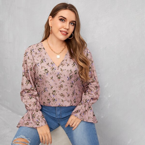 

Plus Flounce Sleeve Floral Top, Dusty pink