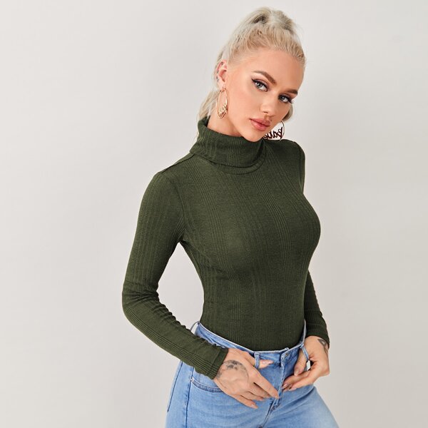 

Rolled Neck Solid Fitted Tee, Army green