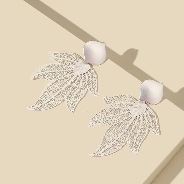 

Hollow Out Leaf Drop Earrings, Silver