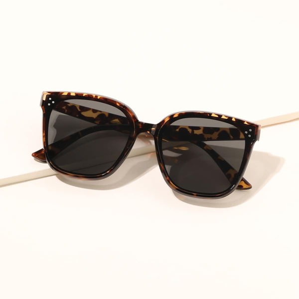 

Rivet Decor Acrylic Frame Sunglasses