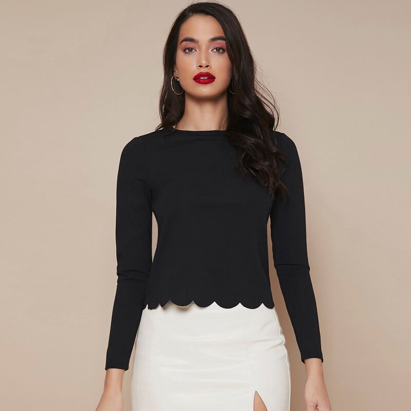

Scallop Hem Top, Black