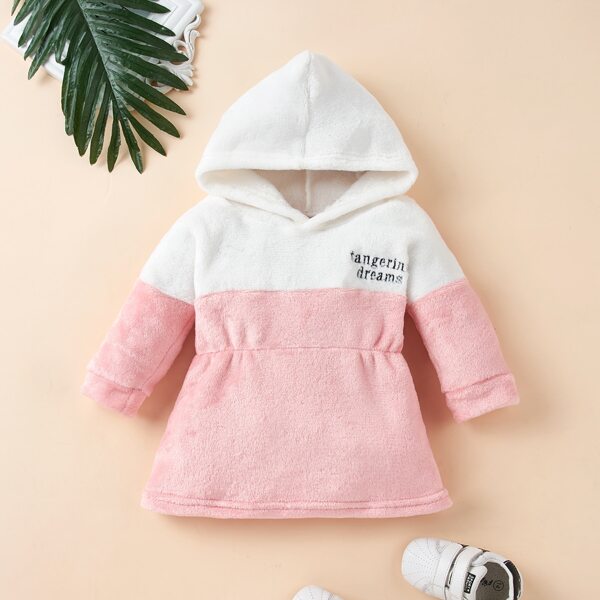 

Baby Girl Two Tone Letter Embroidery Flannel Hoodie Dress, Multicolor