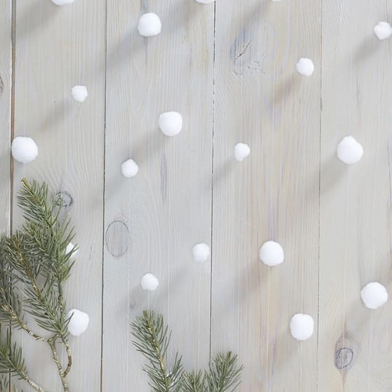 

1pc Pom Pom Decor Pull Flag, White