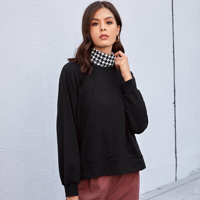 

Houndstooth Stand Neck Slit Hem Sweatshirt, Black
