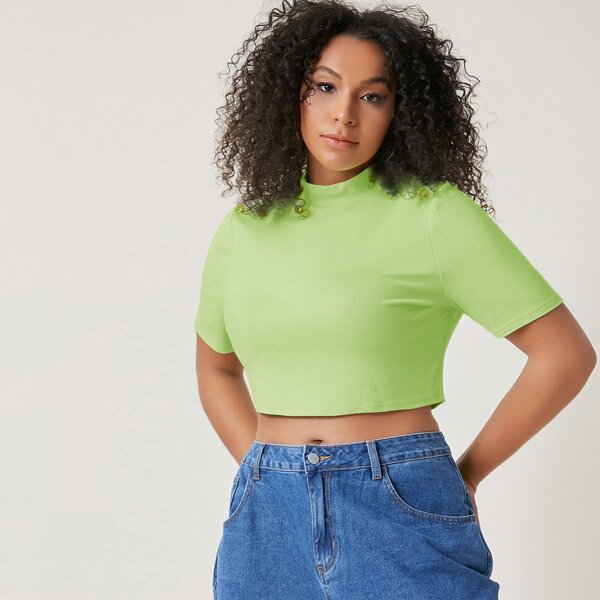 

Plus Mock-Neck Crop Top, Lime green