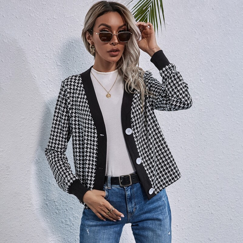

Button Front Houndstooth Jacket, Black and white