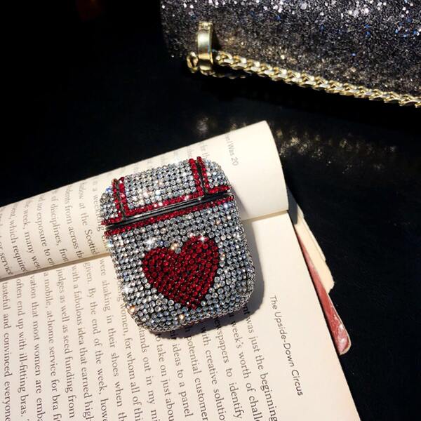 

Rhinestone Decor Heart Pattern AirPods Case, Red