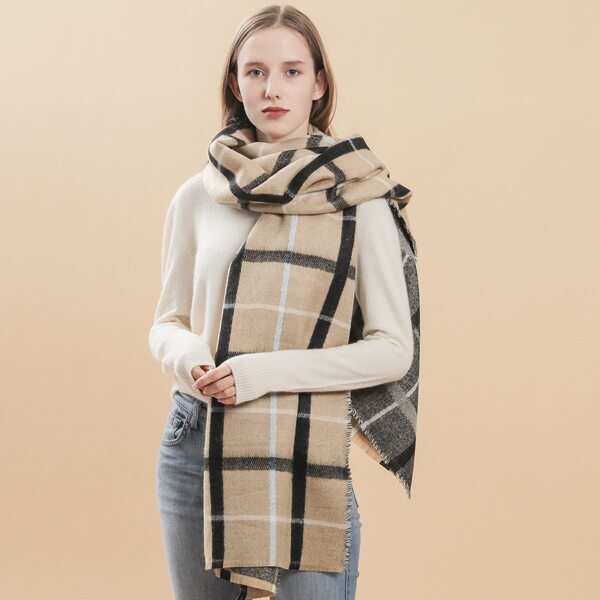 

Plaid Pattern Scarf, Multicolor