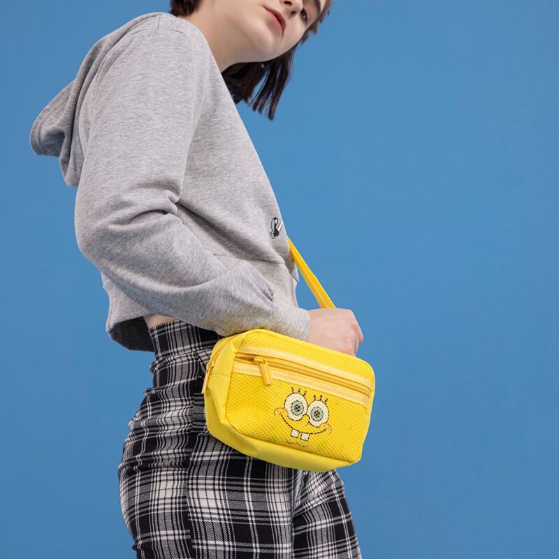 

Cartoon Graphic Crossbody Bag, Yellow