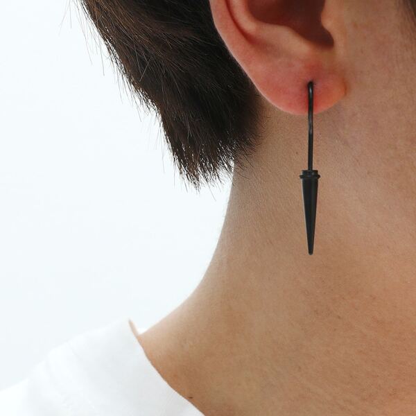 

1pc Men Cone Decor Earring, Black