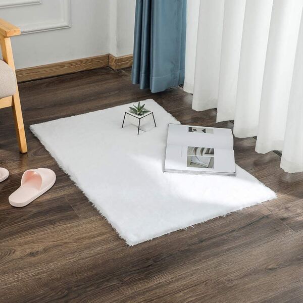 

Solid Color Plush Carpet, White