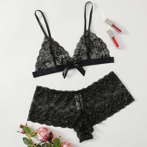 

Plus Floral Lace Sheer Lingerie Set, Black