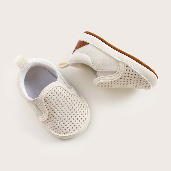 

Baby Girl Perforated Flats, Beige