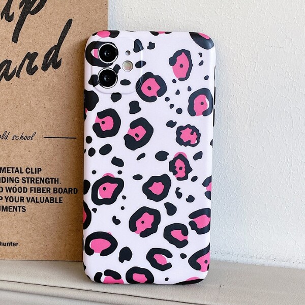 

Leopard Print iPhone Case, Multicolor
