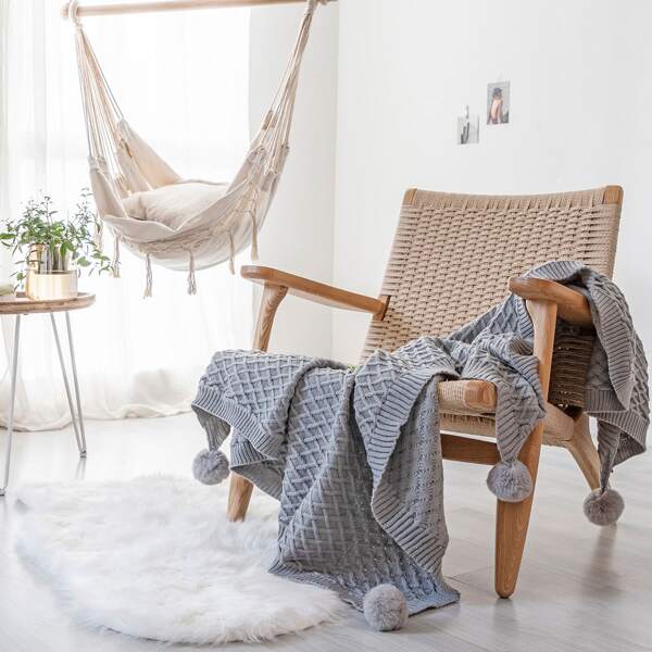 

Pom Pom Decor Knitted Blanket, Grey