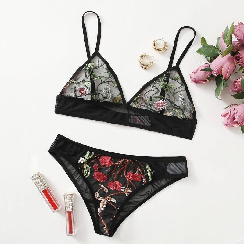 

Lace Floral Embroidery Lingerie Set, Black