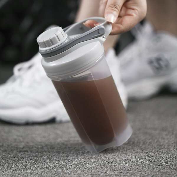 

1pc Sporty Water Bottle With Scale, Grey