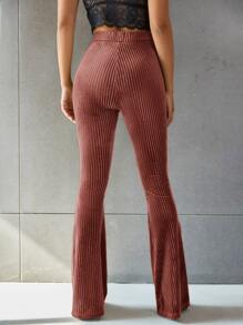 SHEIN EZwear Solid Flare Leg Velvet Pants - Redwood - View 2