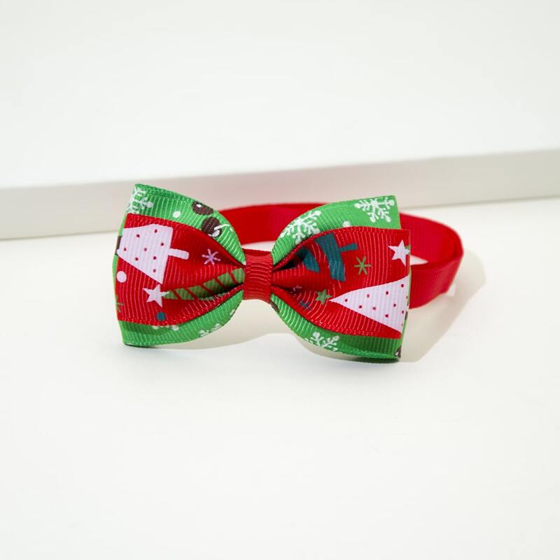 

Christmas Tree Print Cat Bow Tie, Red