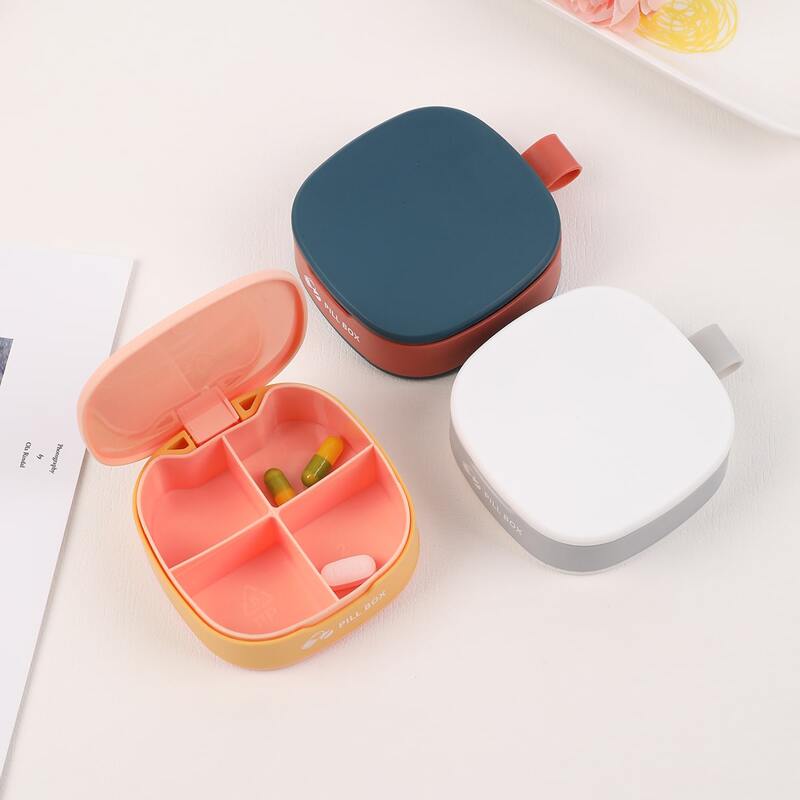 

1pc Random Portable Pill Box, Multicolor