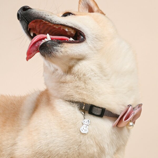 

Animal Design Dog Pendant, White