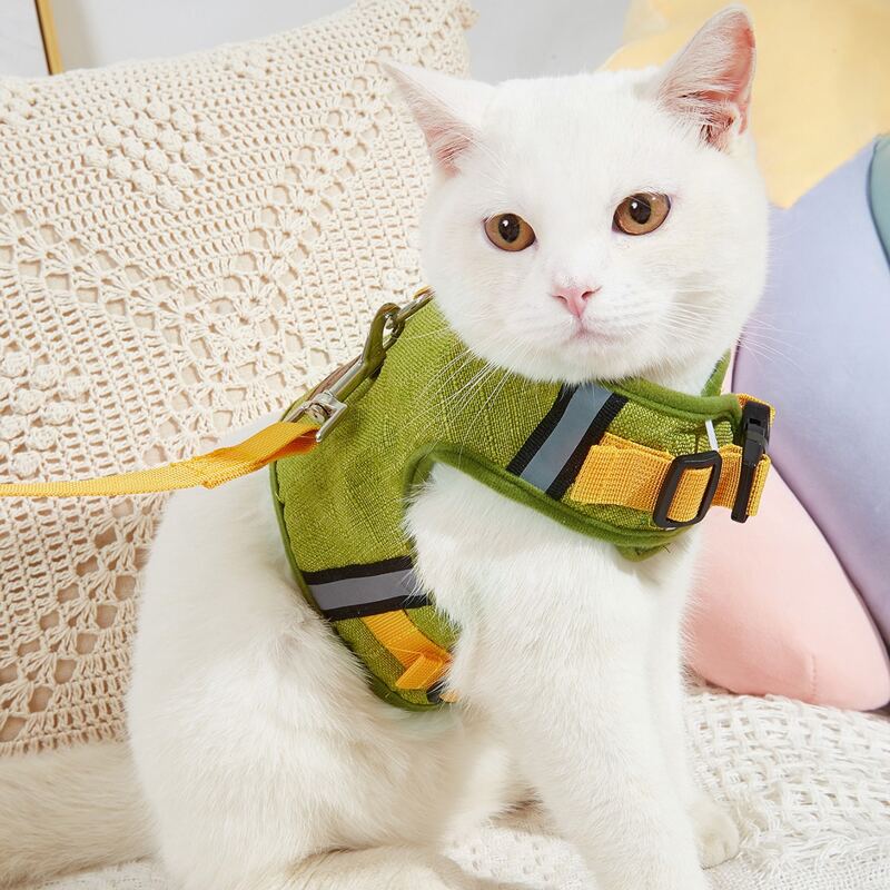 

1pc Colorblock Breathable Cat Harness & 1pc Cat Leash, Dark green