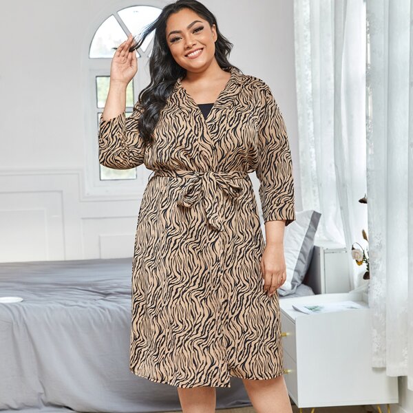 

Plus Zebra Stripe Belted Robe, Multicolor